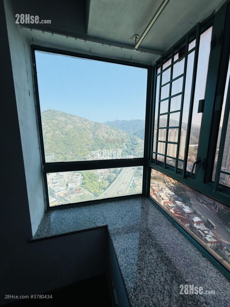 Sea Crest Villa Sell 2 Bedrooms , 1 Bathroom 454 ft²