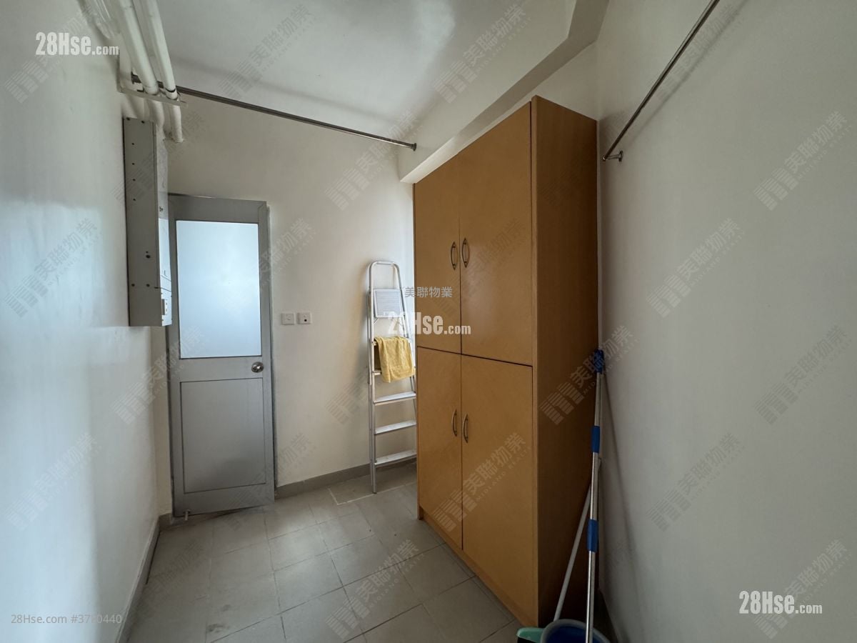 帝琴湾 租盘 4 房 , 2 浴室 1,326 平方尺