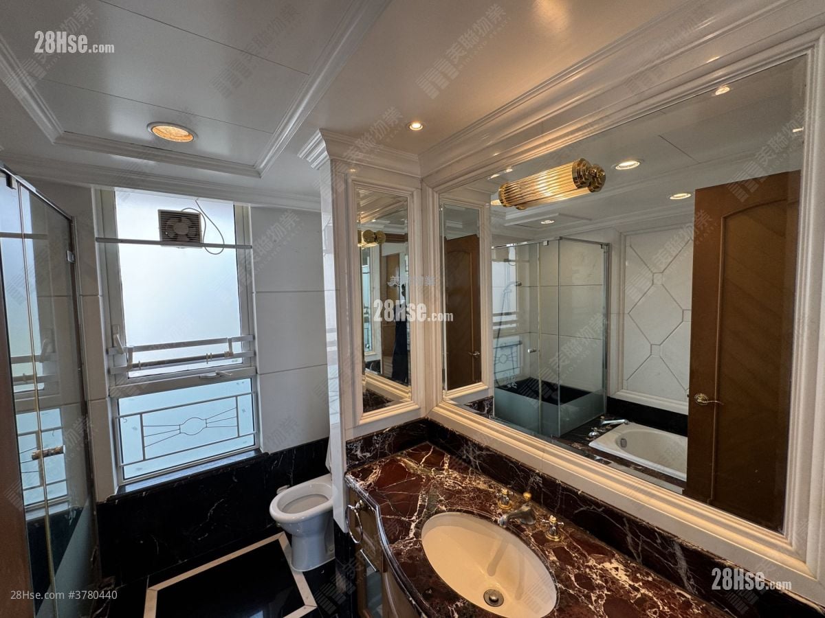 帝琴湾 租盘 4 房 , 2 浴室 1,326 平方尺