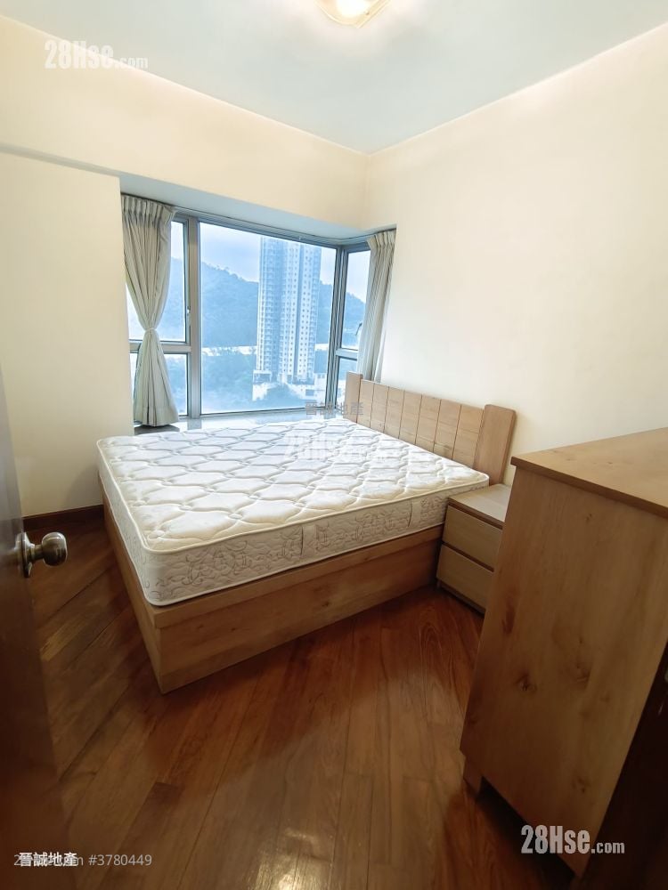 Bellagio Rental 2 Bedrooms , 1 Bathroom 517 ft²