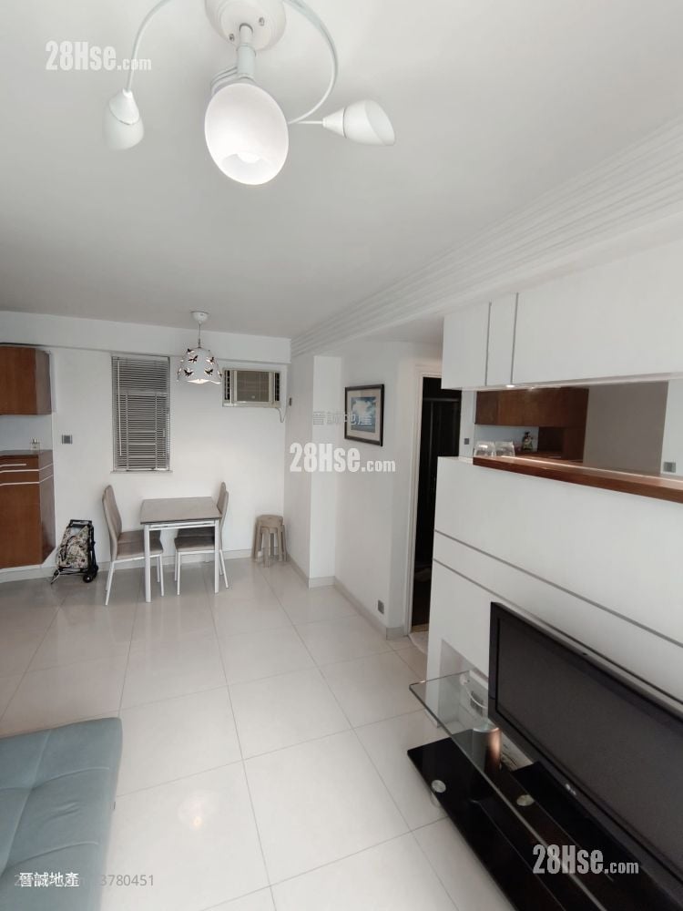Lido Garden Rental 2 Bedrooms , 2 Bathrooms 617 ft²