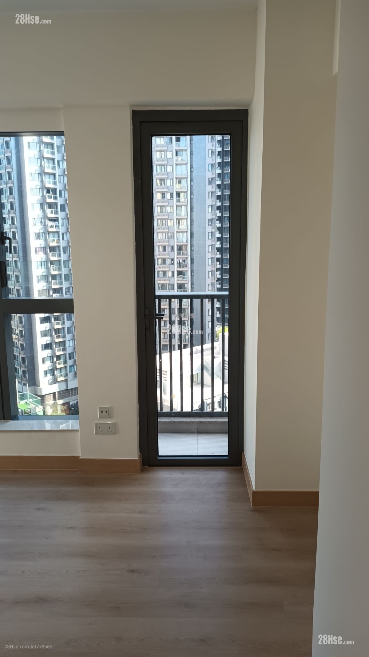 天寰 租盘 3 房 , 2 浴室 640 平方尺