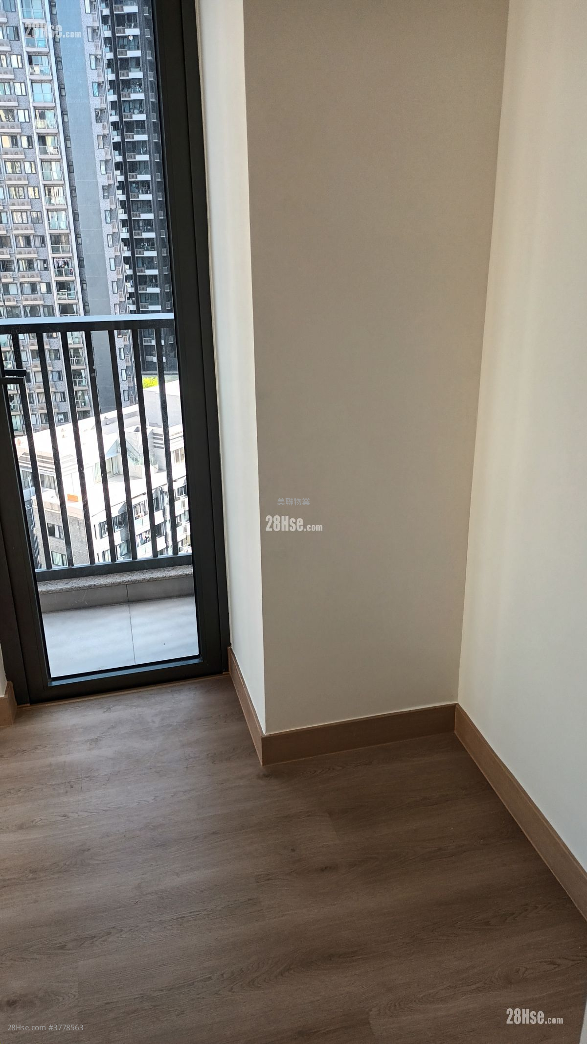 天寰 租盘 3 房 , 2 浴室 640 平方尺