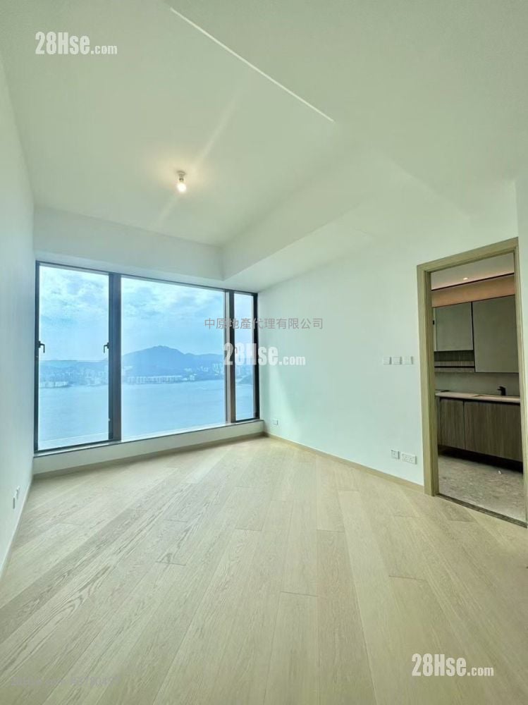 LP10 售盘 3 房 , 3 浴室 921 平方尺