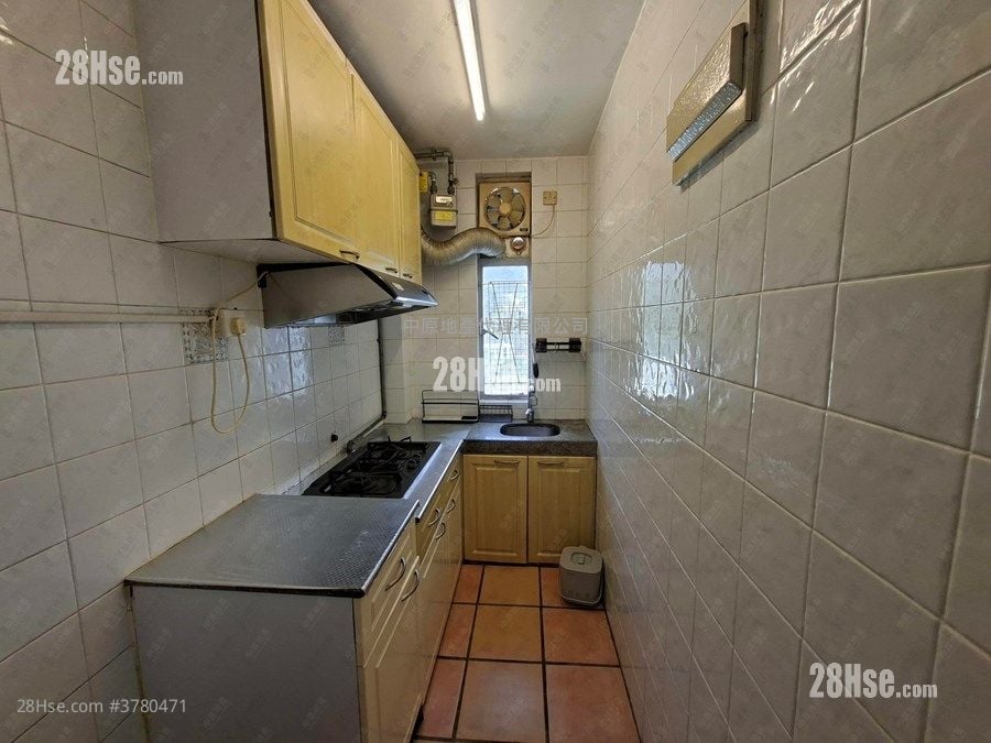 绿杨新邨 租盘 2 房 , 1 浴室 445 平方尺