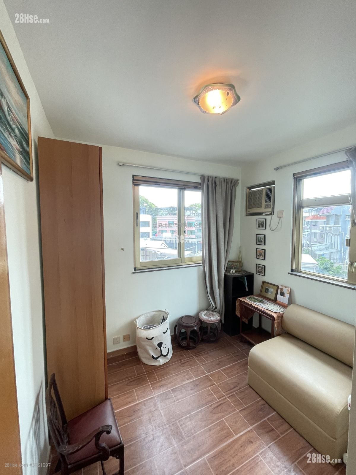 Sheungshui Sell 3 Bedrooms , 1 Bathroom 630 ft²