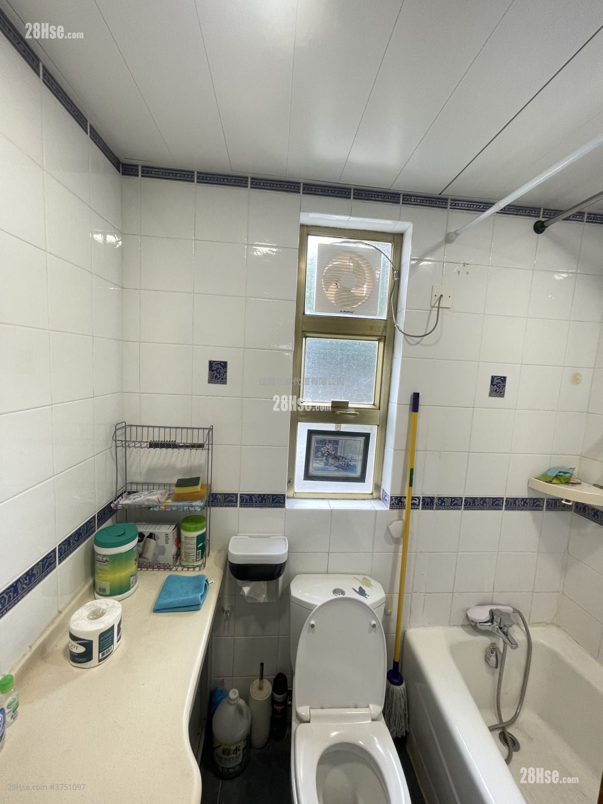 Sheungshui Sell 3 Bedrooms , 1 Bathroom 630 ft²