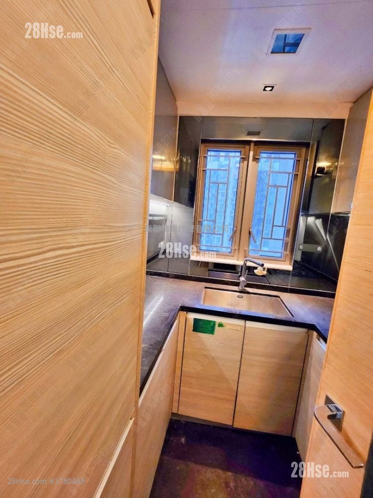 海之恋 售盘 3 房 754 平方尺