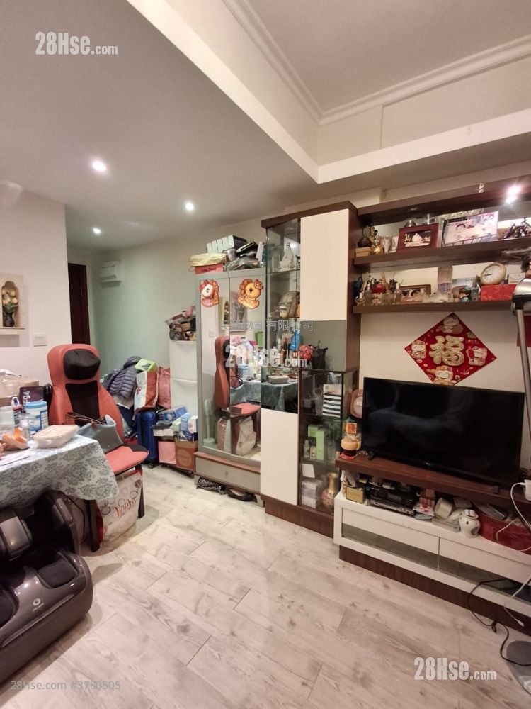 Phase 1 Of Mei King Mansion Sell 2 Bedrooms , 1 Bathroom 357 ft²