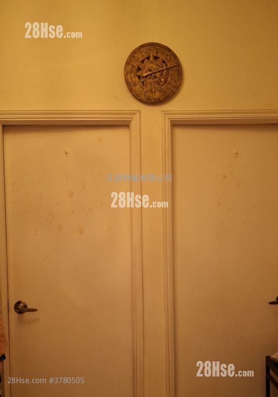 Phase 1 Of Mei King Mansion Sell 2 Bedrooms , 1 Bathroom 357 ft²