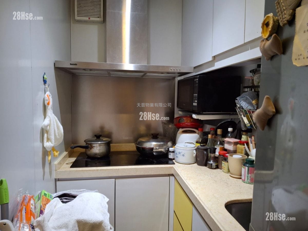 Phase 1 Of Mei King Mansion Sell 2 Bedrooms , 1 Bathroom 357 ft²