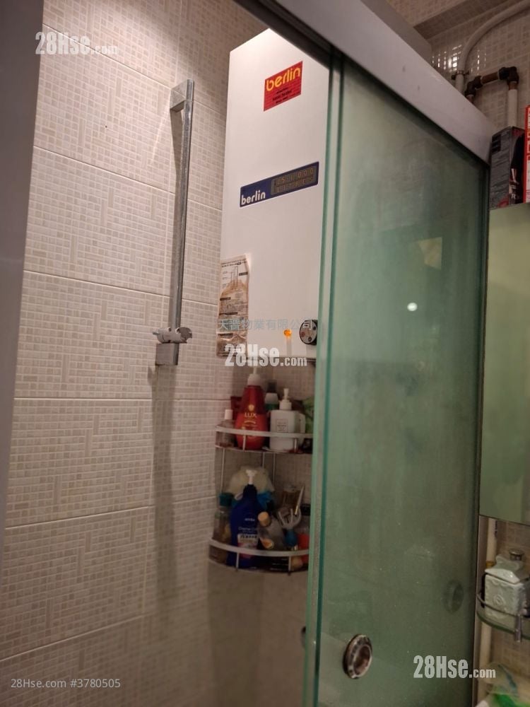 Phase 1 Of Mei King Mansion Sell 2 Bedrooms , 1 Bathroom 357 ft²