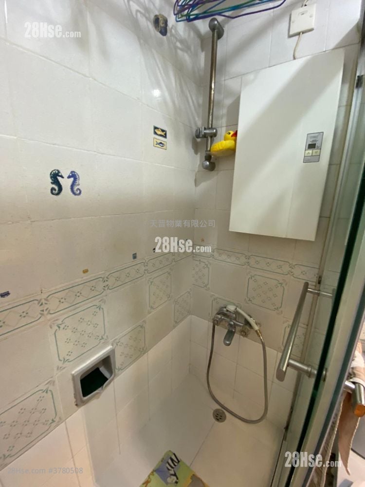 Sunshine Plaza Sell 2 Bedrooms , 1 Bathroom 357 ft²