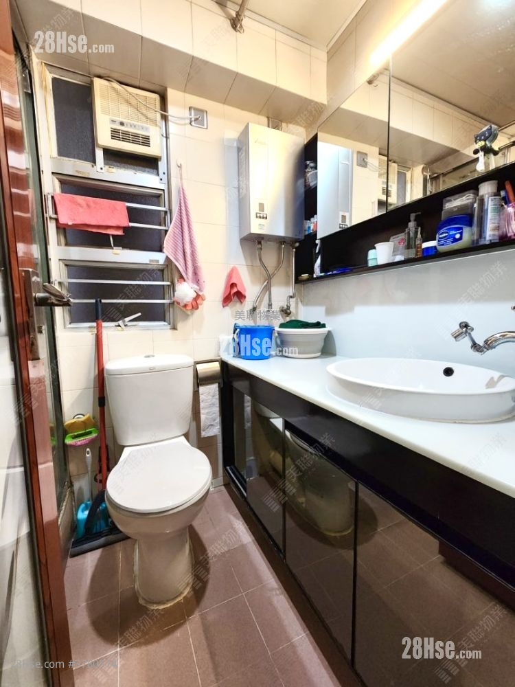 Greenfield Garden Sell 2 Bedrooms , 1 Bathroom 386 ft²