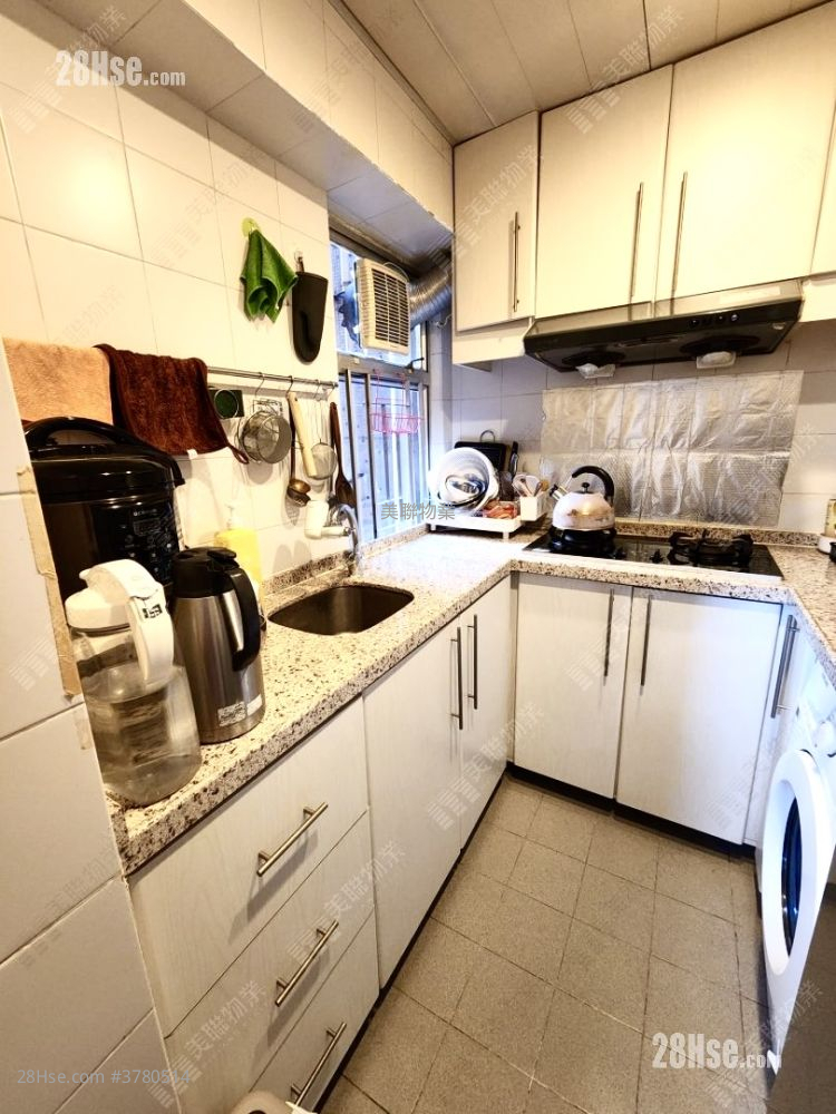 Greenfield Garden Sell 2 Bedrooms , 1 Bathroom 386 ft²