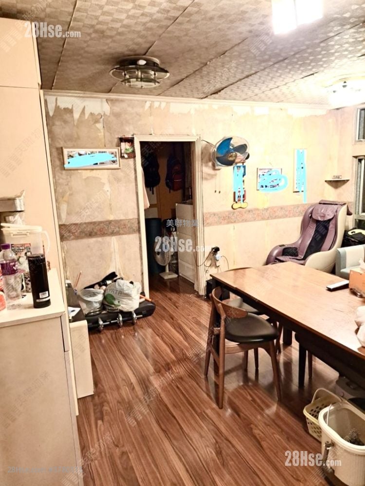 青泰苑 售盘 2 房 , 1 浴室 401 平方尺