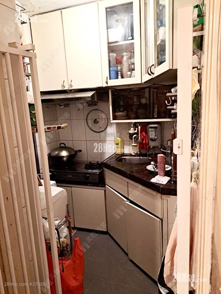 青泰苑 售盘 2 房 , 1 浴室 401 平方尺