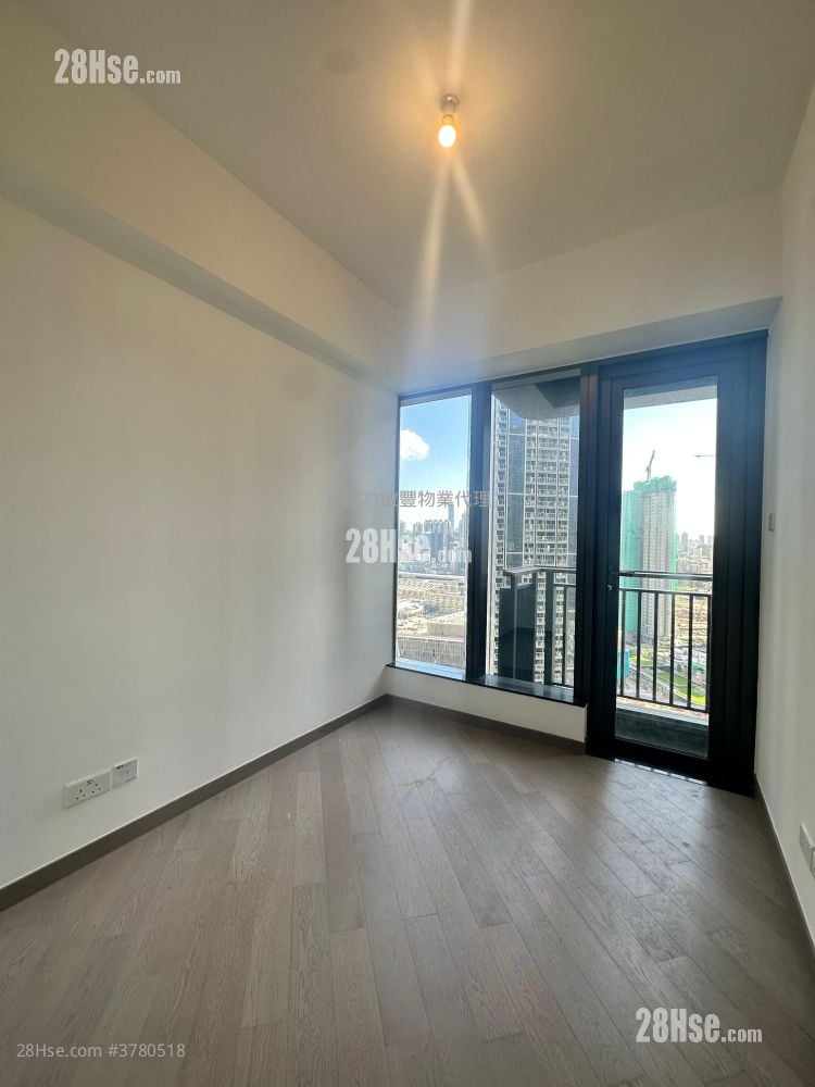 Upper River Bank Sell 2 Bedrooms , 1 Bathroom 465 ft²