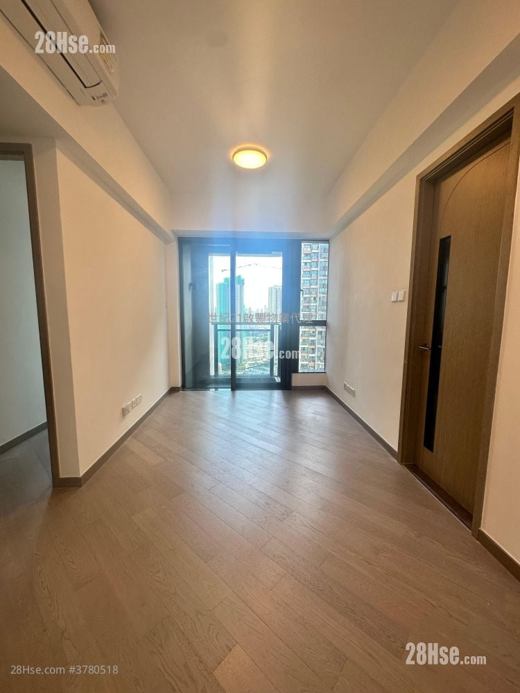 Upper River Bank Sell 2 Bedrooms , 1 Bathroom 465 ft²