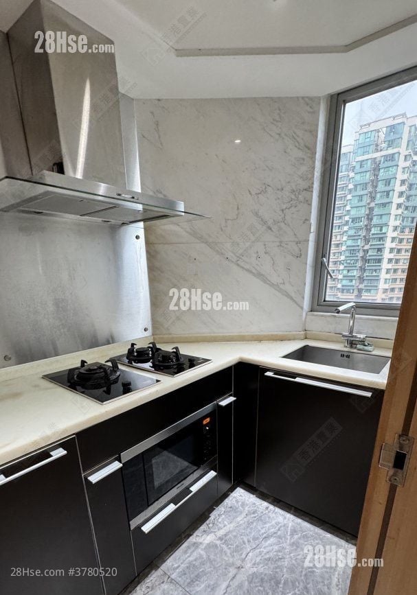 Imperial Cullinan Sell 2 Bedrooms , 1 Bathroom 524 ft²