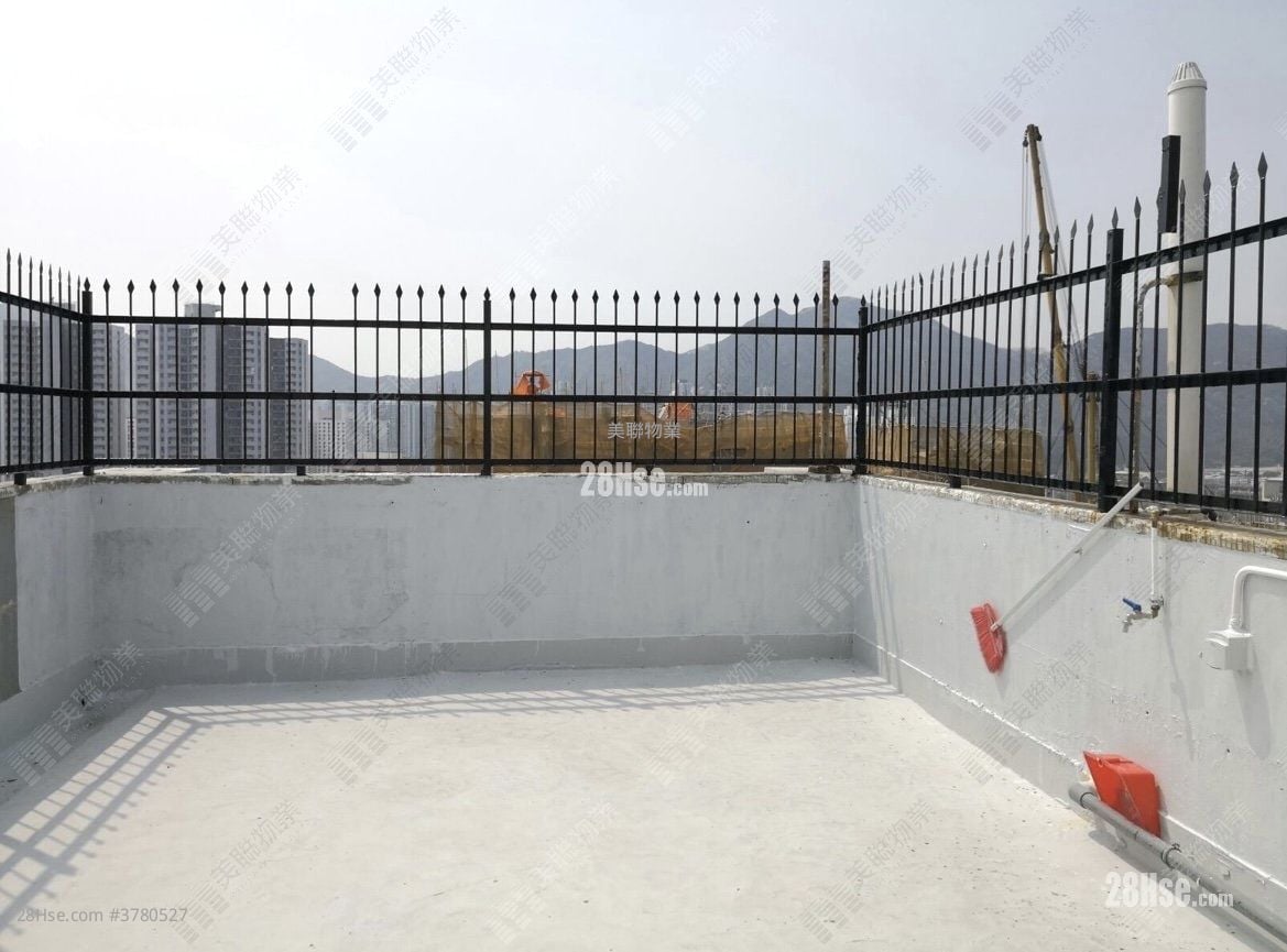 Victory Building Sell 2 Bedrooms , 1 Bathroom 311 ft²