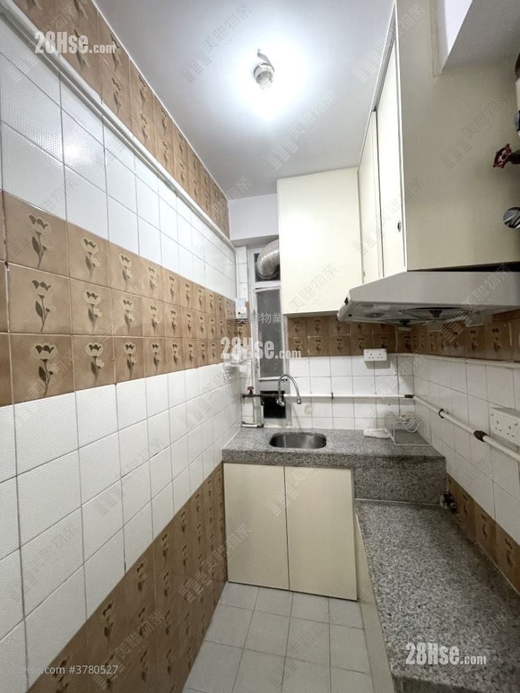 Victory Building Sell 2 Bedrooms , 1 Bathroom 311 ft²