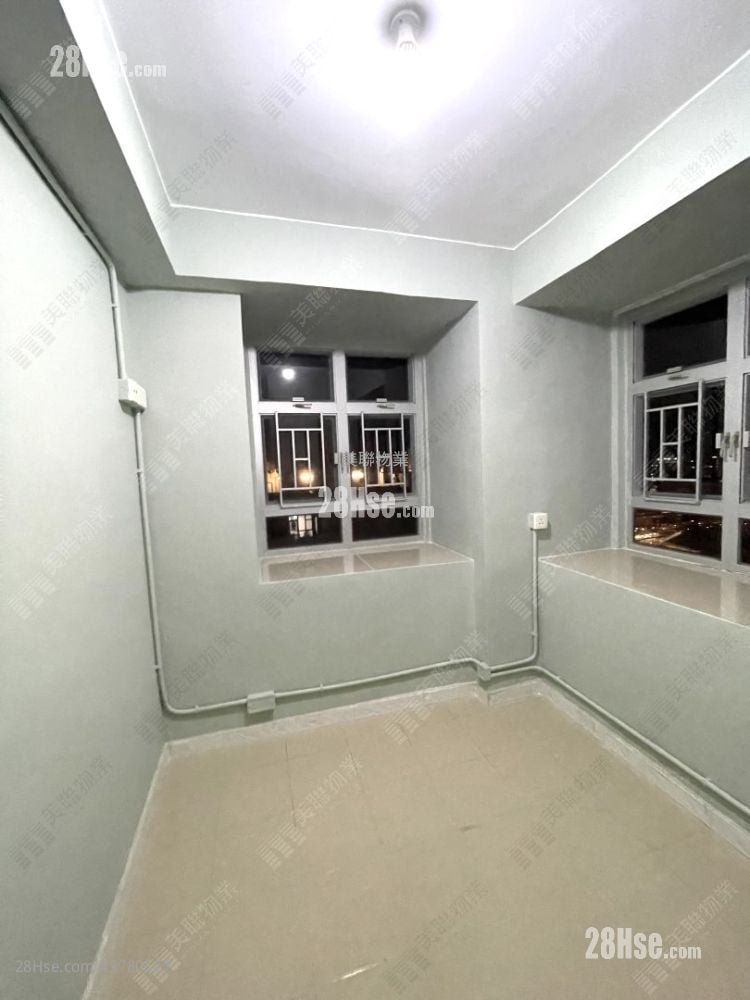 Victory Building Sell 2 Bedrooms , 1 Bathroom 311 ft²