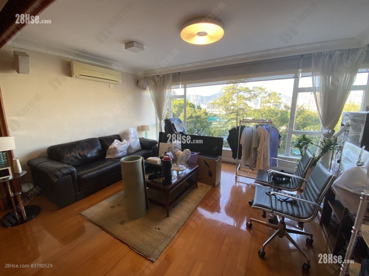 Everwell Garden Sell 4 Bedrooms , 3 Bathrooms 1,625 ft²