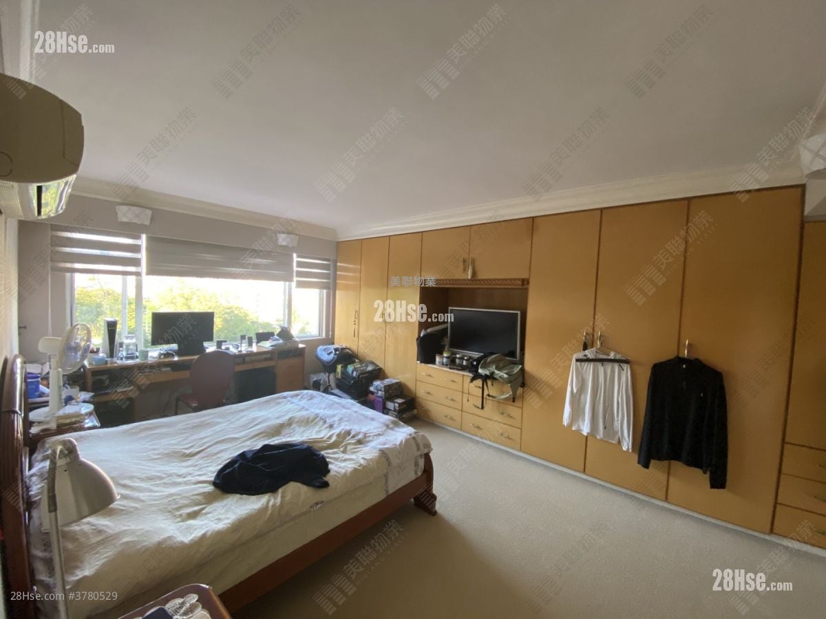 Everwell Garden Sell 4 Bedrooms , 3 Bathrooms 1,625 ft²