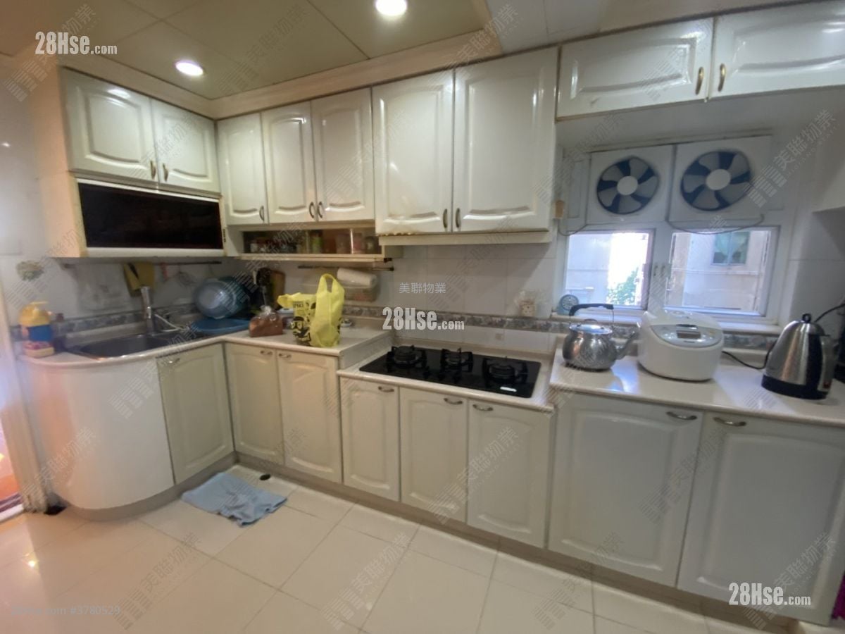 Everwell Garden Sell 4 Bedrooms , 3 Bathrooms 1,625 ft²