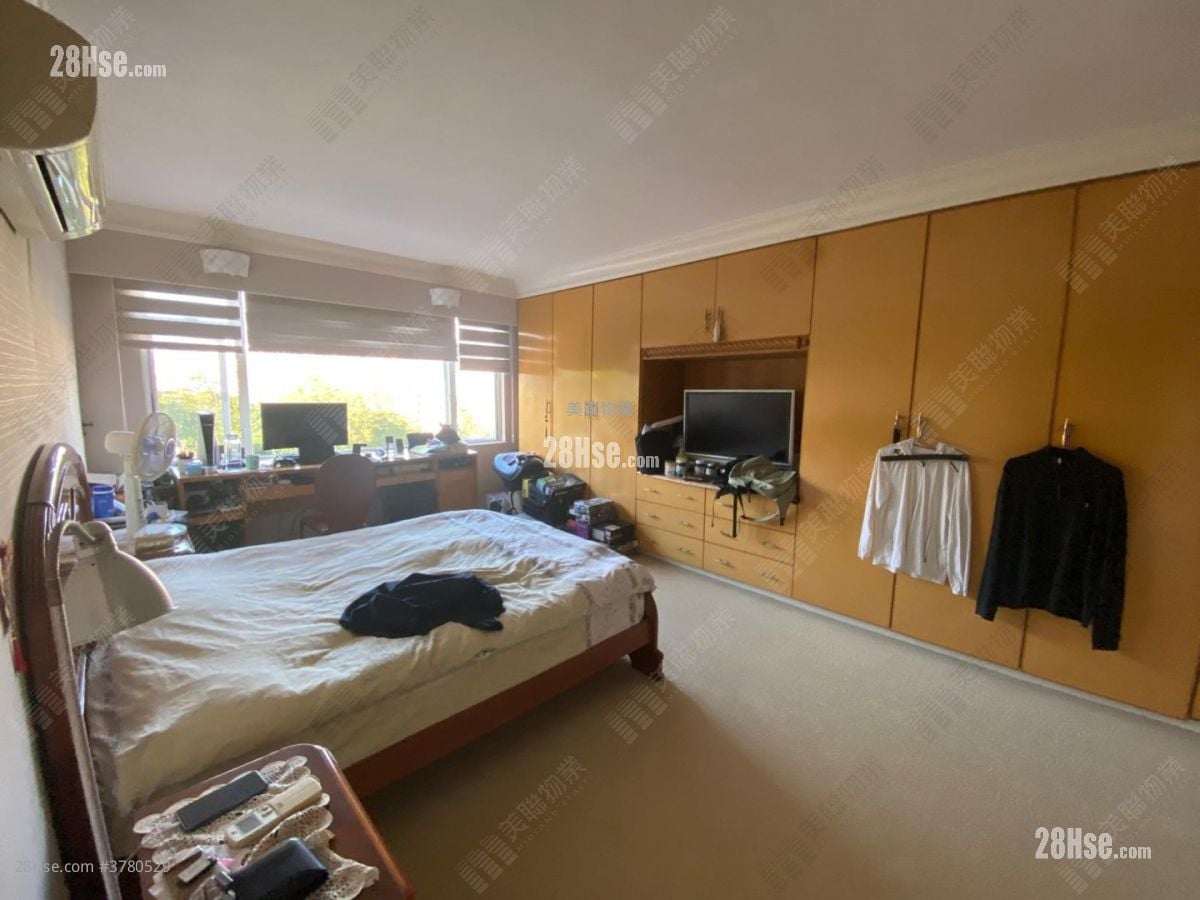 Everwell Garden Sell 4 Bedrooms , 3 Bathrooms 1,625 ft²