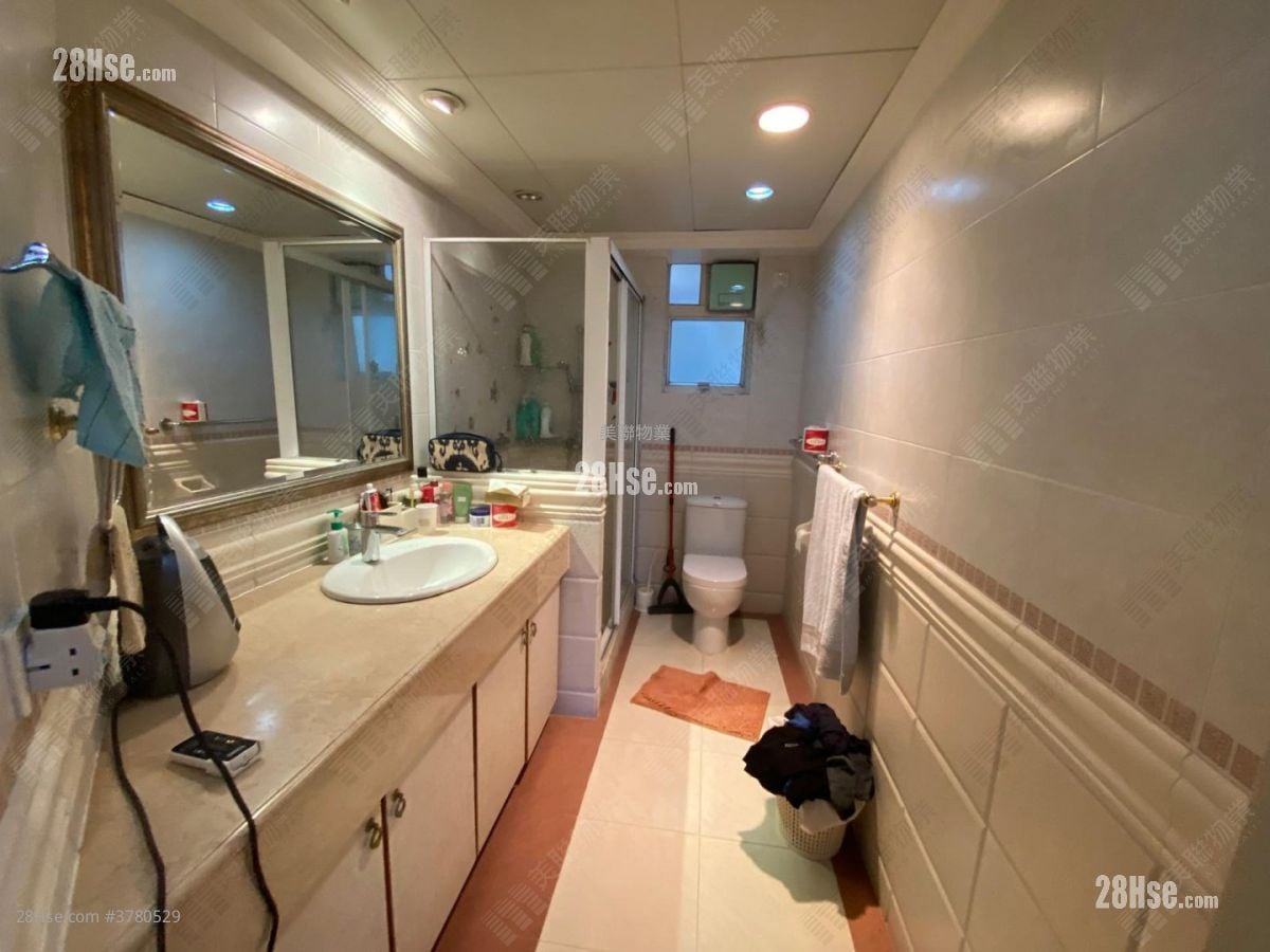 Everwell Garden Sell 4 Bedrooms , 3 Bathrooms 1,625 ft²