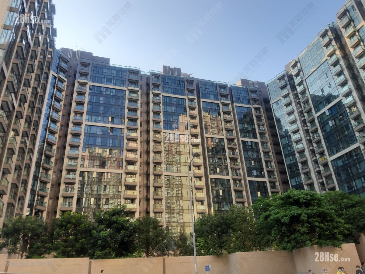 One Homantin 售盘 2 房 , 2 浴室 863 平方尺