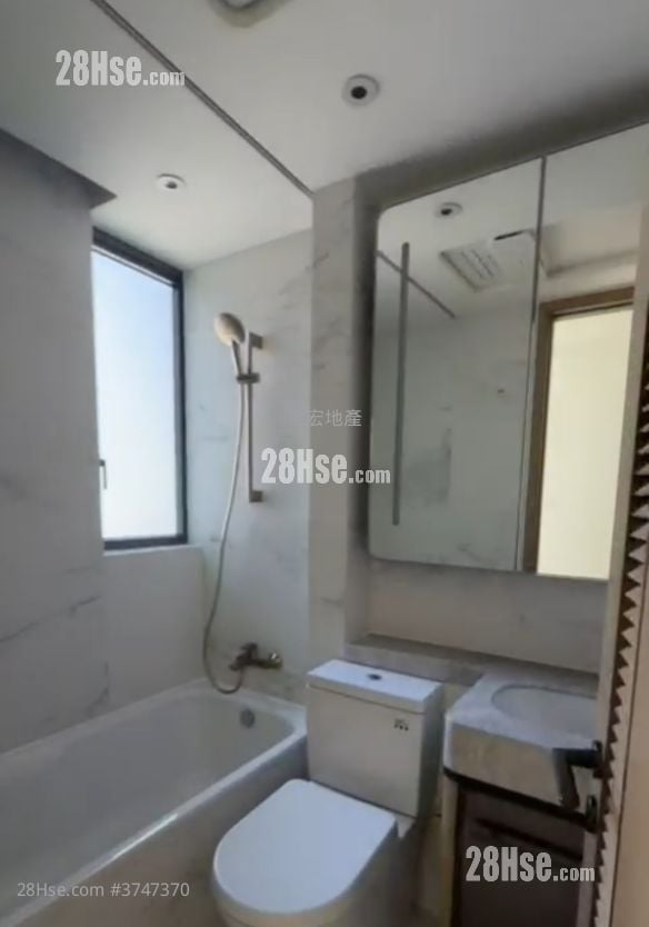 泰峯 售盘 3 房 , 2 浴室 671 平方尺