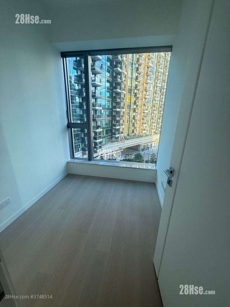 KOKO Hills 售盘 3 房 , 2 浴室 737 平方尺