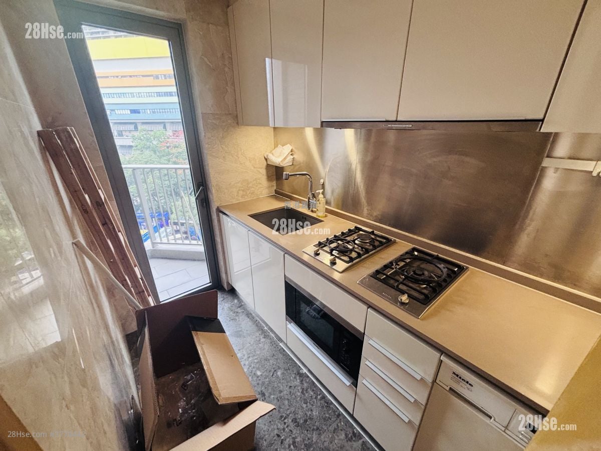 Grand Austin Sell 2 Bedrooms , 1 Bathroom 580 ft²