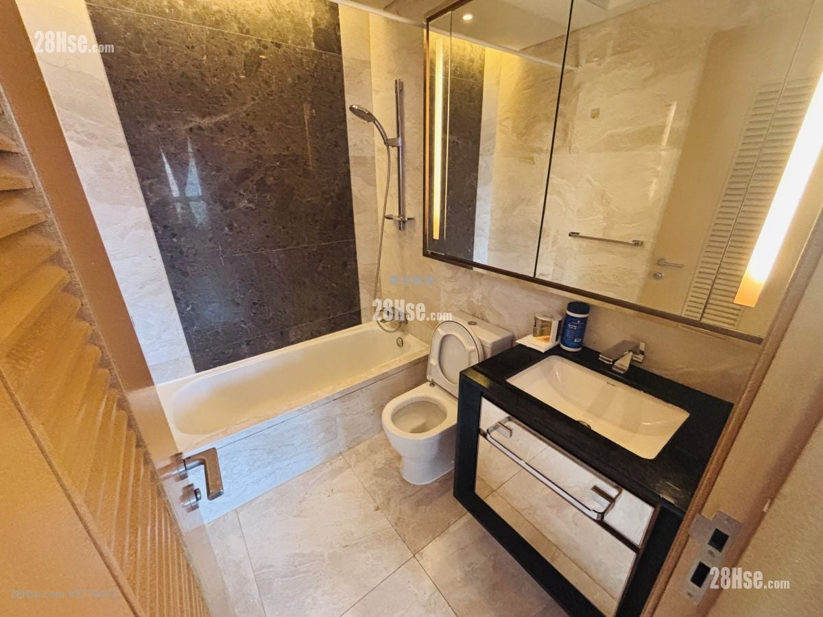 Grand Austin Sell 2 Bedrooms , 1 Bathroom 580 ft²