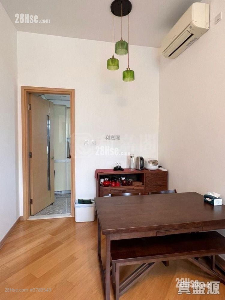 尔峦 售盘 2 房 , 1 浴室 466 平方尺