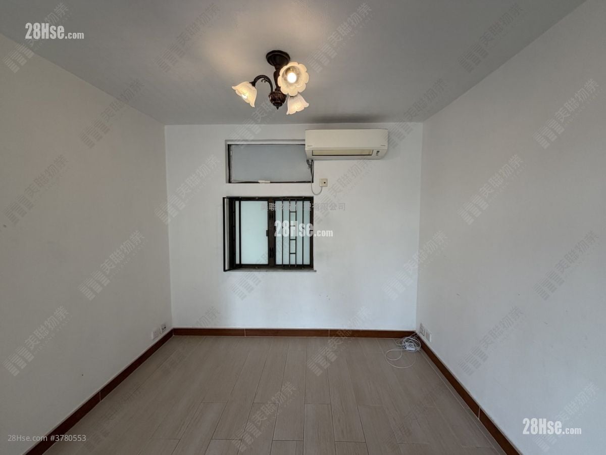 Heng Fa Chuen Rental 2 Bedrooms , 1 Bathroom 471 ft²