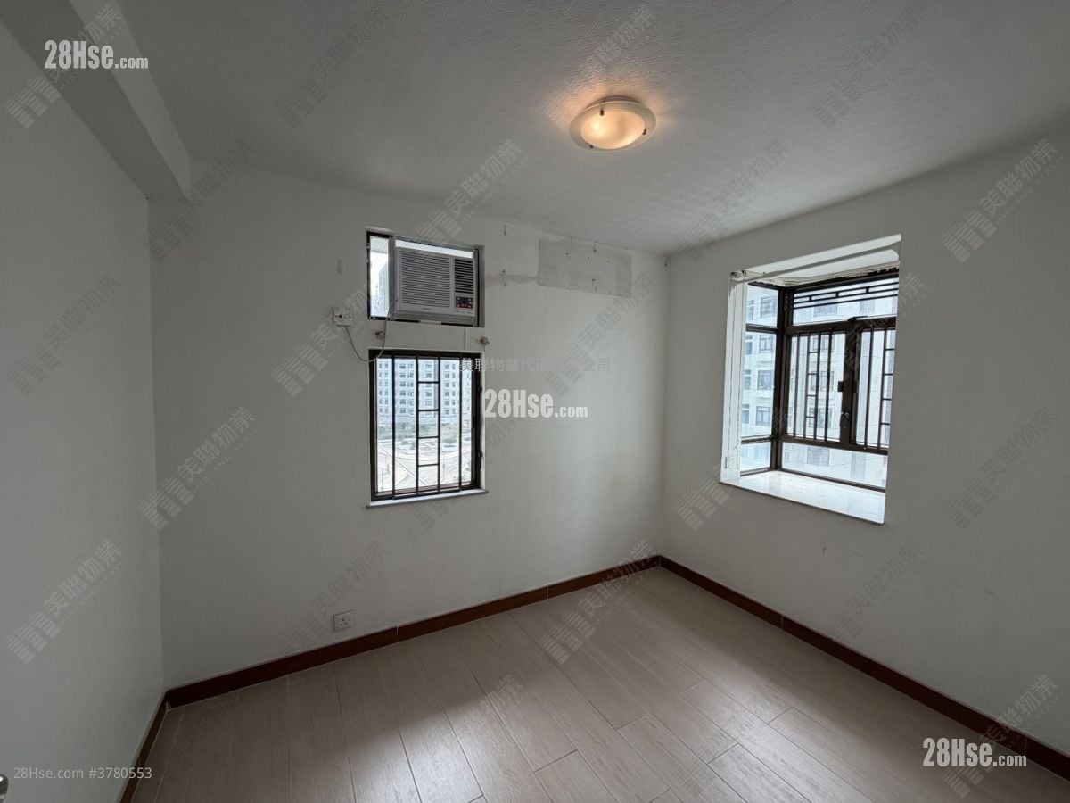Heng Fa Chuen Rental 2 Bedrooms , 1 Bathroom 471 ft²
