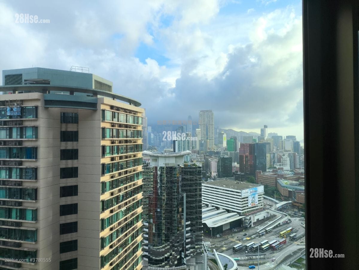 Royal Peninsula Rental 2 Bedrooms , 2 Bathrooms 778 ft²