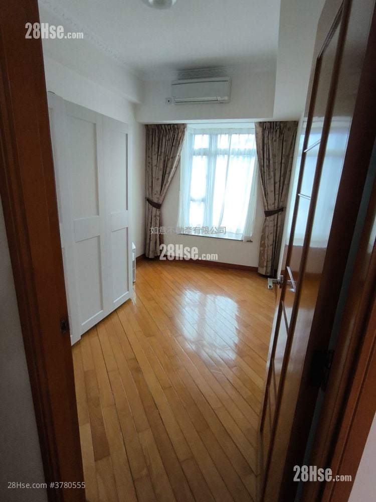 Royal Peninsula Rental 2 Bedrooms , 2 Bathrooms 778 ft²