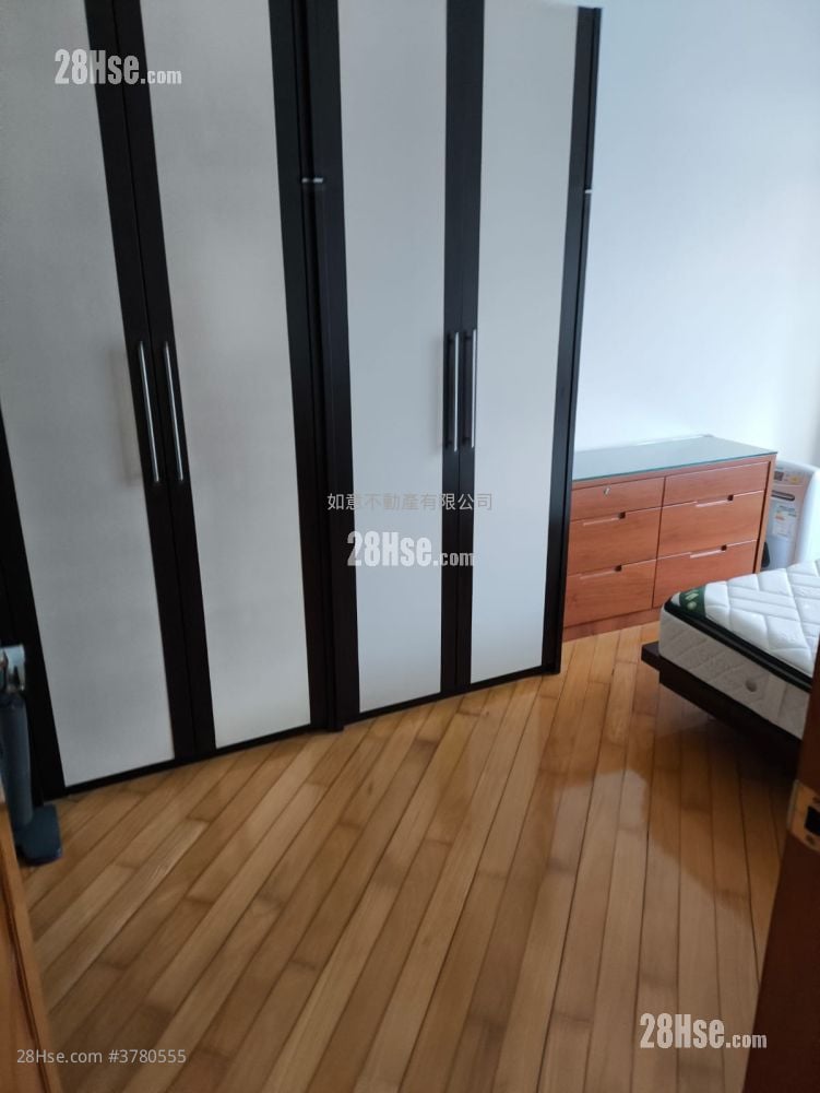 Royal Peninsula Rental 2 Bedrooms , 2 Bathrooms 778 ft²