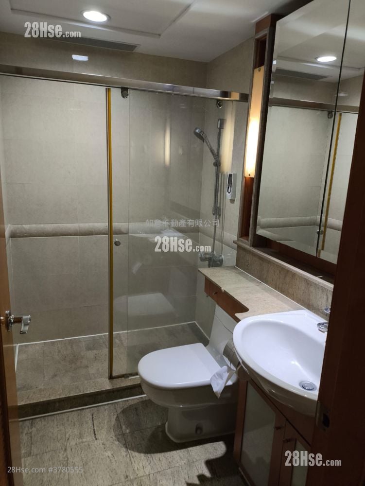 Royal Peninsula Rental 2 Bedrooms , 2 Bathrooms 778 ft²