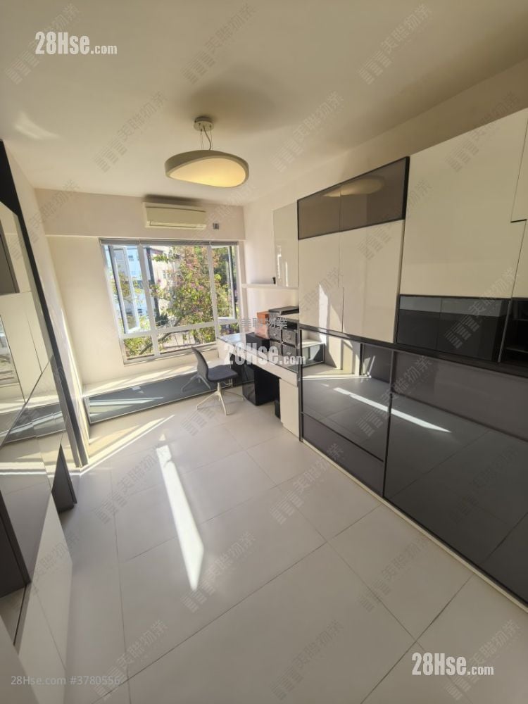 Ville De Cascade Sell 3 Bedrooms 1,367 ft²