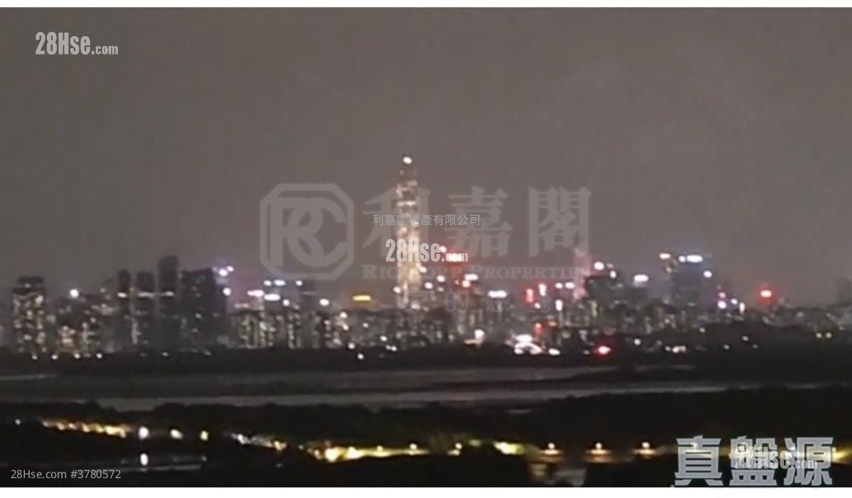 Vianni Cove Rental 693 ft²