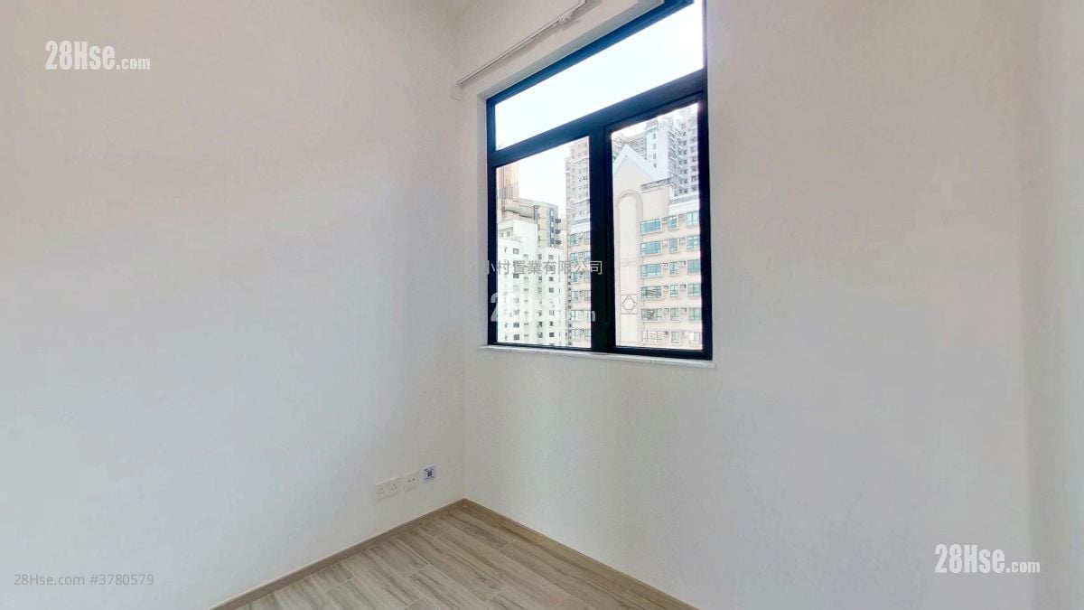 bedroom 2: The Unit Soho Rental 2 Bedrooms , 1 Bathroom 409 ft²