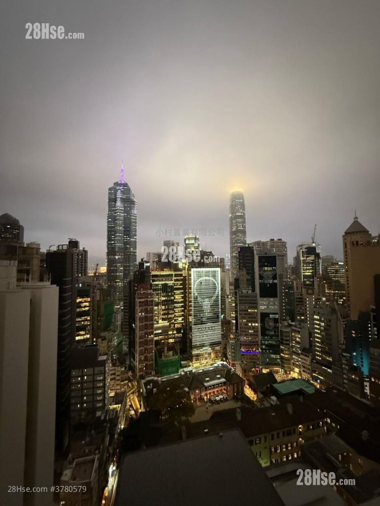 View: The Unit Soho Rental 2 Bedrooms , 1 Bathroom 409 ft²