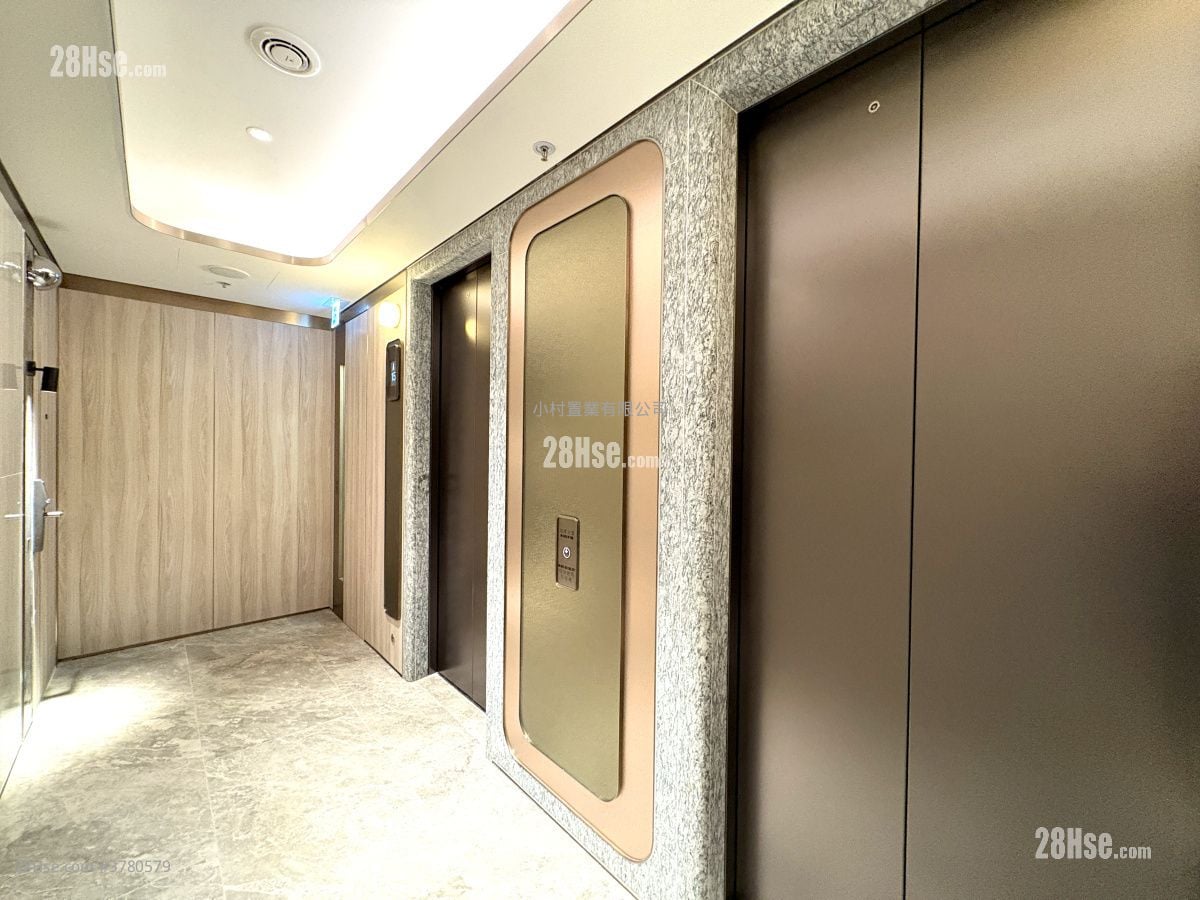 Lobby: The Unit Soho Rental 2 Bedrooms , 1 Bathroom 409 ft²