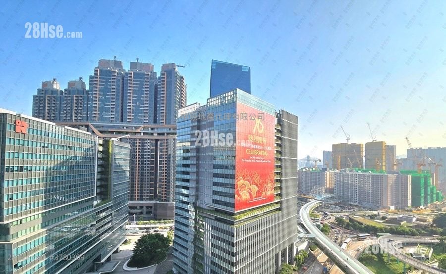 The Latitude Sell 4 Bedrooms , 2 Bathrooms 1,036 ft²